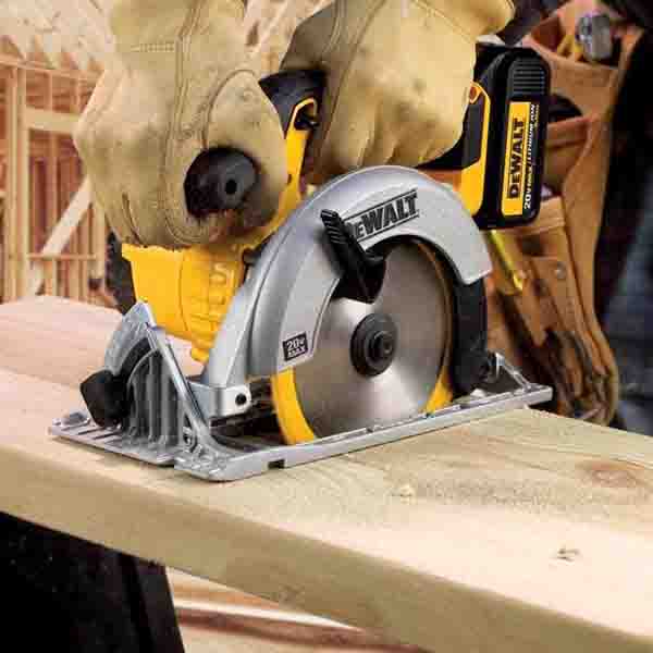 Buy Dewalt Compact Circular Saw DWE561A IN 240 V 5500 rpm 1200 W online ...